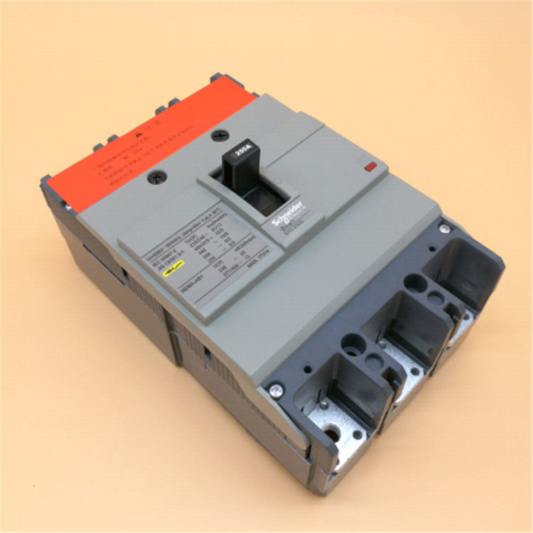 特价施耐德 塑壳断路器 空气开关 EZD 100E3100N 3P80A 100A 银点