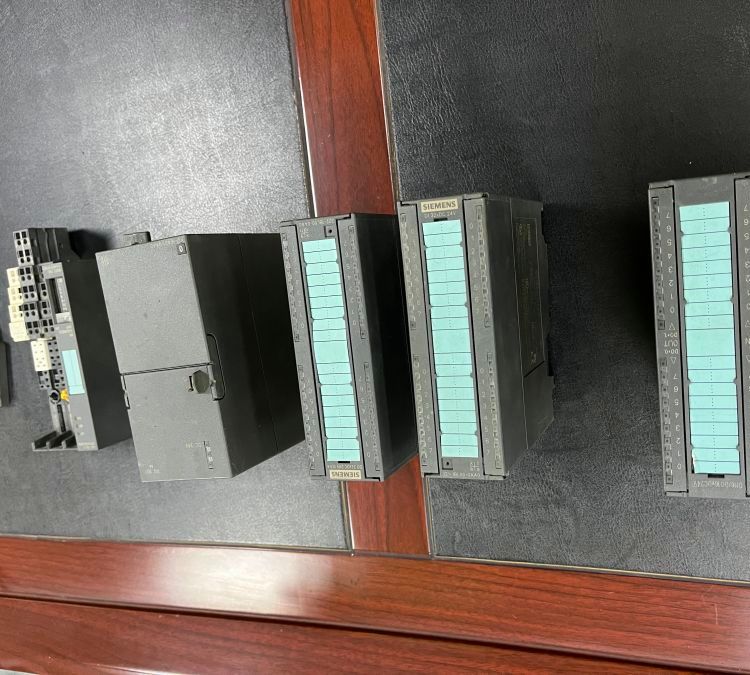 西门子前连接器模块6ES7392-1BM01-0AA0 6ES7392-1AJ00-1AB0