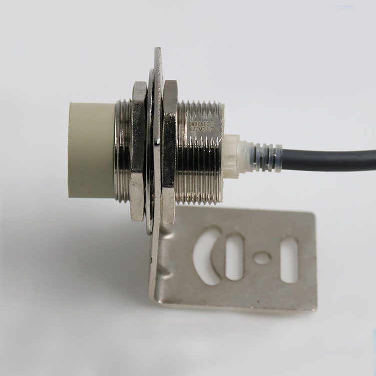 全新接近开关E2E-X2D1-M1G-Z E2E-X3D1-M1G-Z E2E-X7D1-M1