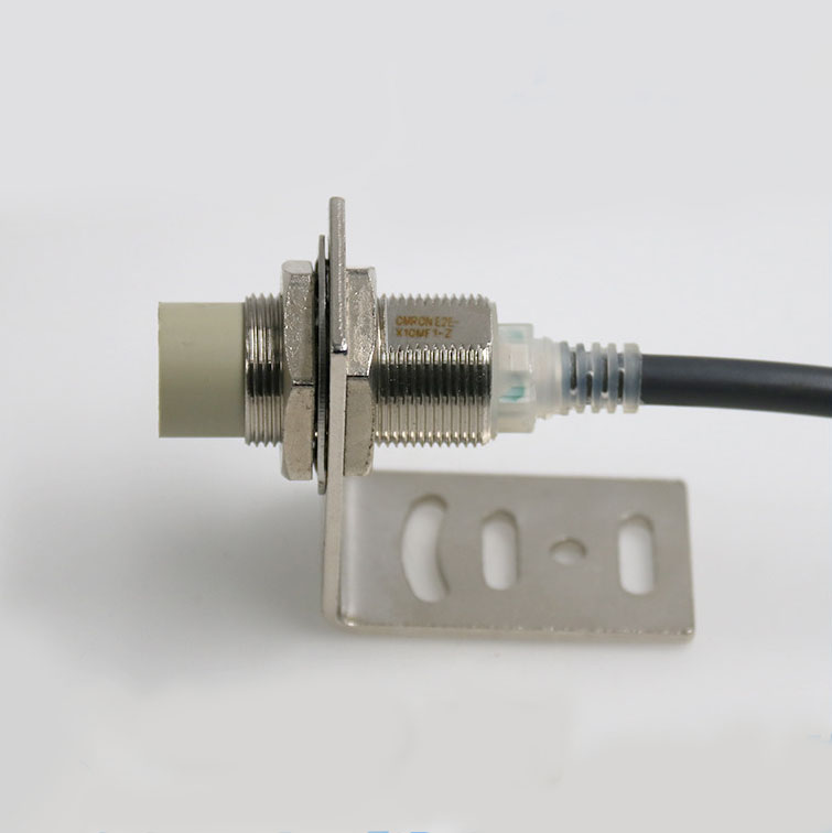 全新接近开关E2E-X2D1-M1G-Z E2E-X3D1-M1G-Z E2E-X7D1-M1