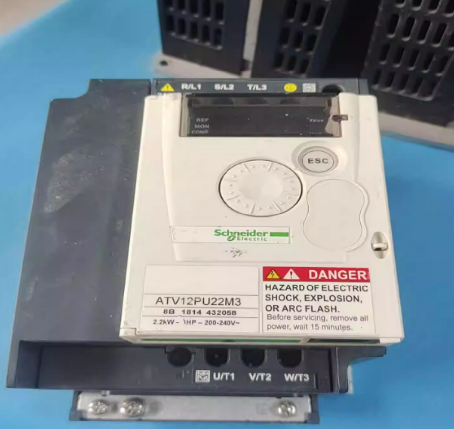 SCHNEIDER/ʩ͵µ ATV12ϵбƵ ATV12PU22M3